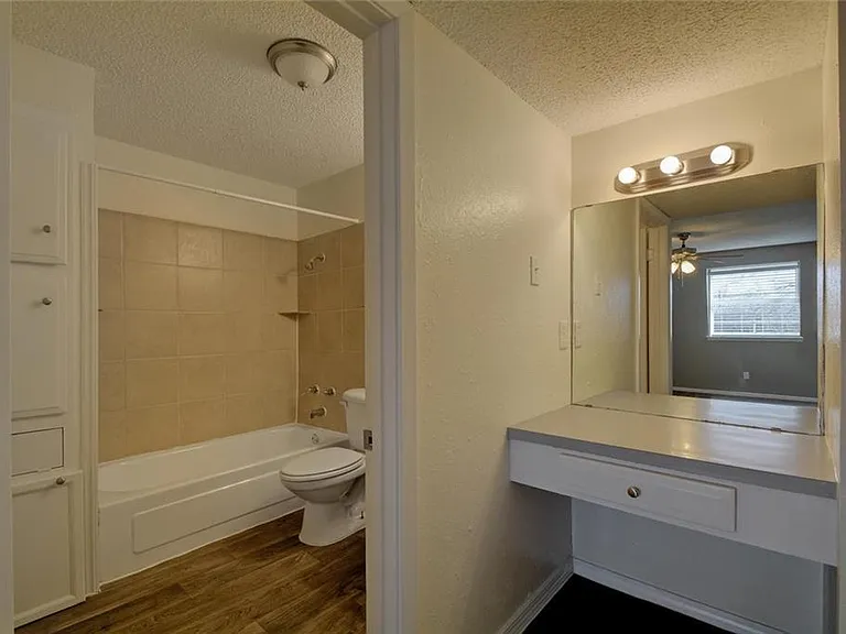 1825 Wooten Park Dr #101 — Photo 8