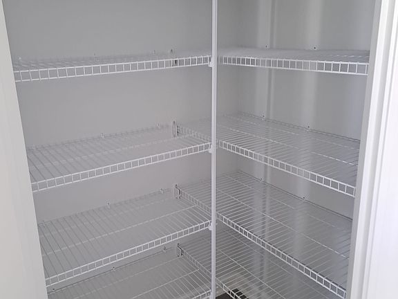 5th image of 318 Bannon Lakes Blvd