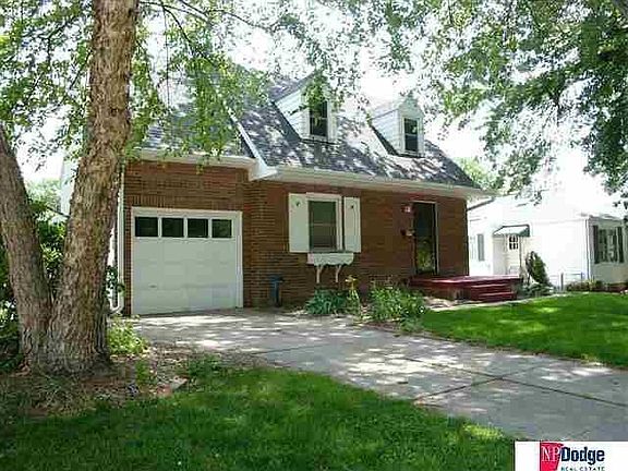 2nd image of 1001 S 55th St