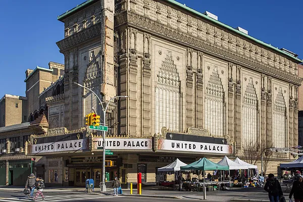 Rented by Dixon Advisory USA Inc. | media 12