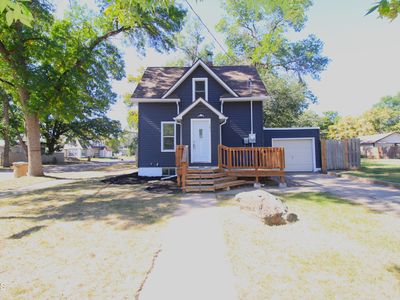 101 7th St NW, Minot, ND, 58703