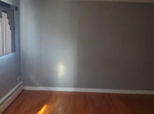 23844 Kelly Rd APT 6, Eastpointe, MI 48021