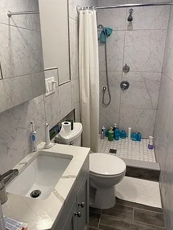 254 Windsor Street, Unit 2R — Photo 3