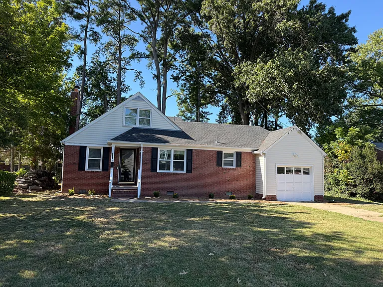2514 Console Ave — Photo 5