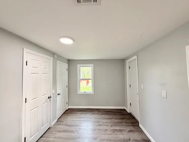 403 Mantua Blvd — Photo 6