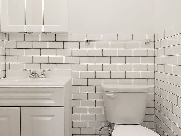 5th image of 84 Newell St APT 1L