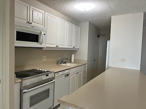 4th image of 1778 Ala Moana Blvd APT 3203