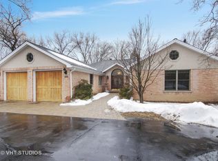 500 Lee Rd, Northbrook, IL 60062