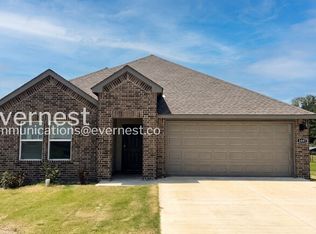 1607 Ridgefield Cir, Searcy, AR 72143