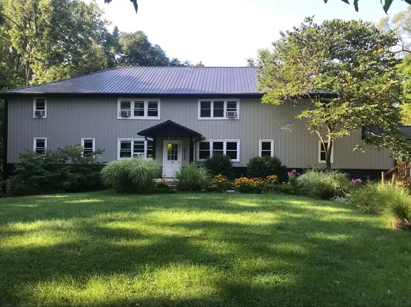 1513 Bond St APT 6, Niles, MI 49120