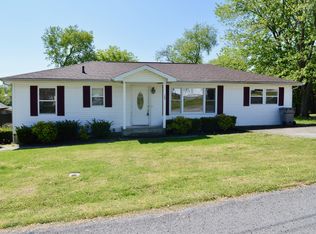 209 Fairview St, Estill Springs, TN 37330