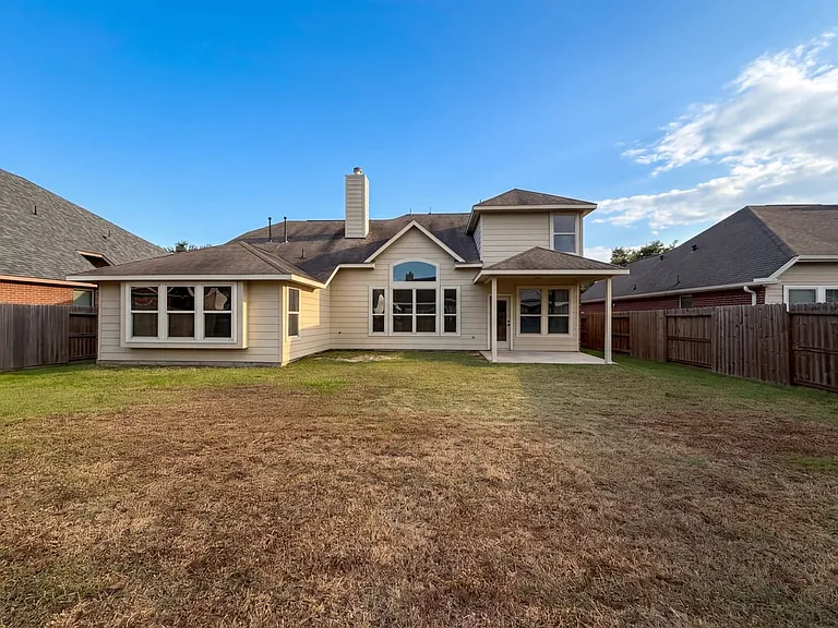 4715 Autumn Pine Ln — Photo 5