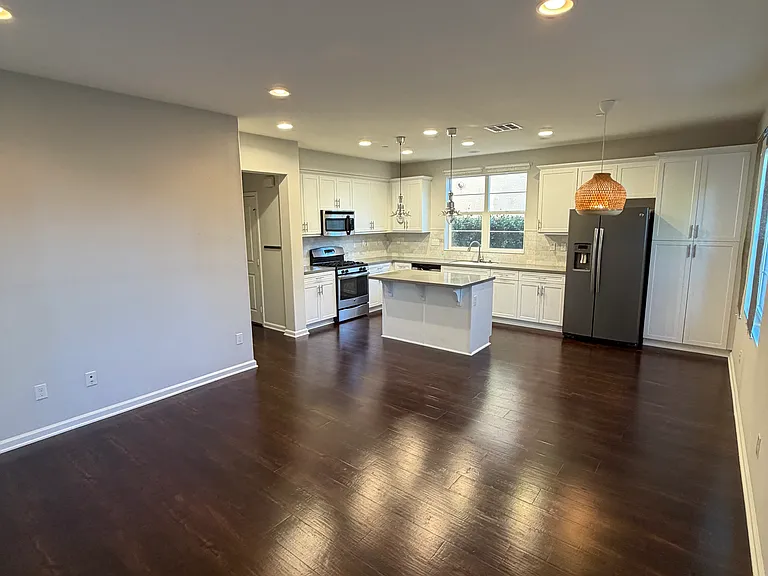 27711 Adonis Ln — Photo 10