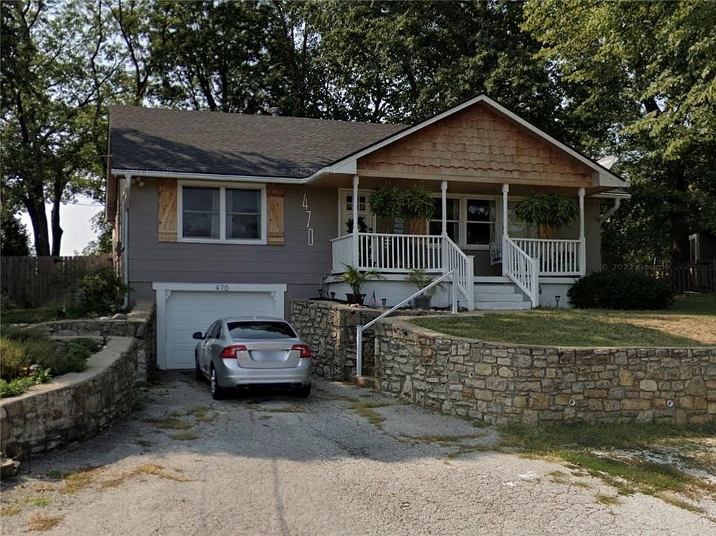 470 NW North Shore Dr, Lake Waukomis, MO 64151 Zillow