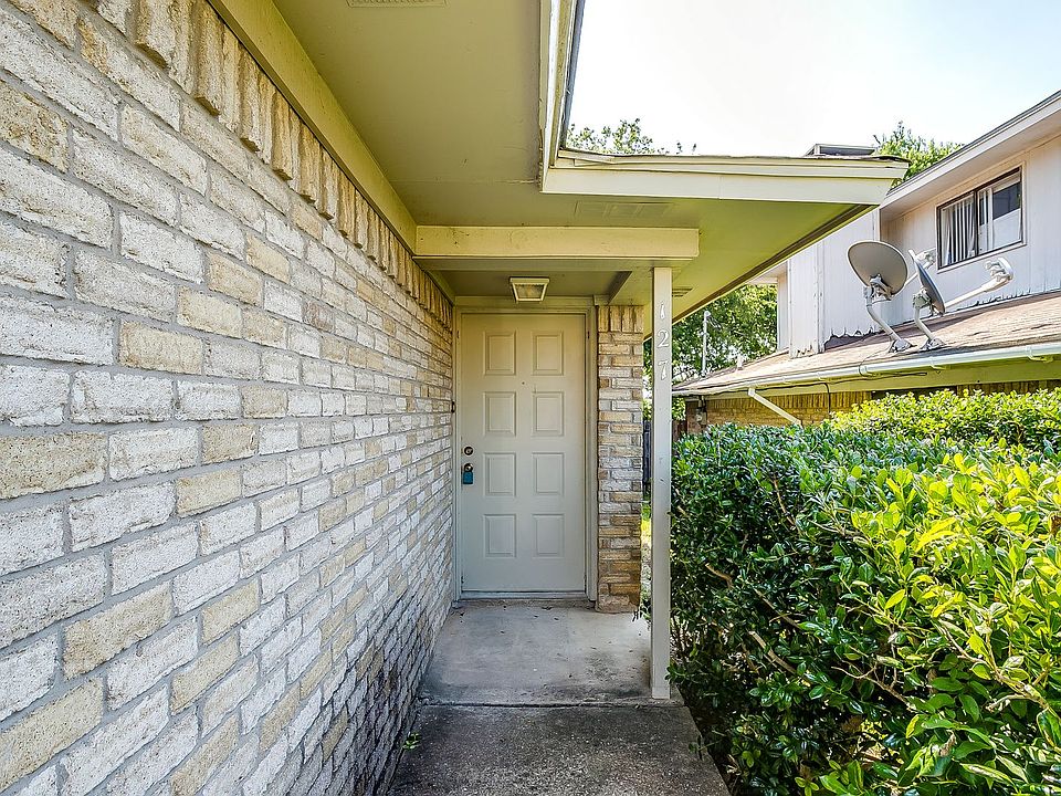 1st image of 127 Allencrest Dr