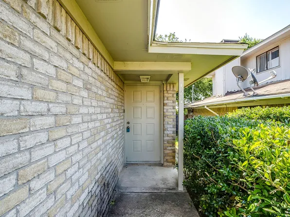 127 Allencrest Dr, White Settlement, TX 76108