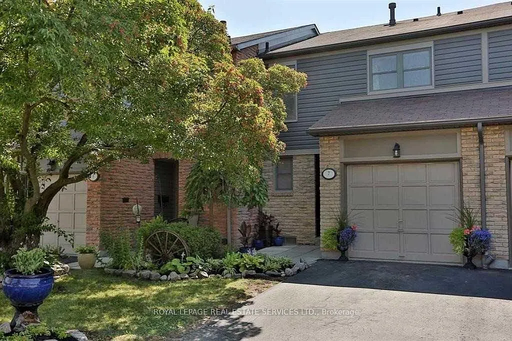 3 bed, $3,600 — Photo 1