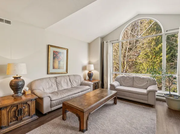 19142 122nd Ave #309, Pitt Meadows, BC V3Y 2P9