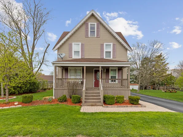 214 W Railroad St, Marengo, IL 60152