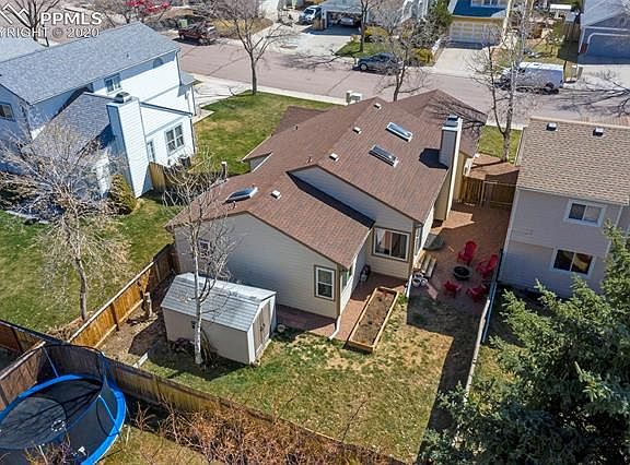 4th image of 8430 Sassafras Dr