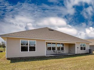 10404 Willow Leaf Dr, Gulfport, MS 39503