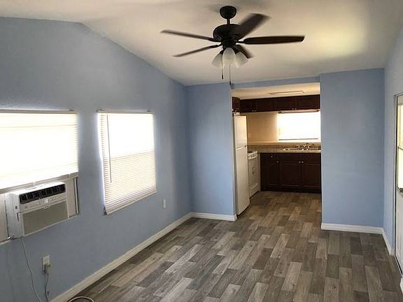 4th image of 2701 34th St N #321