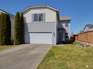 2207 SW Siskin Cir, Pt Orchard, WA 98367