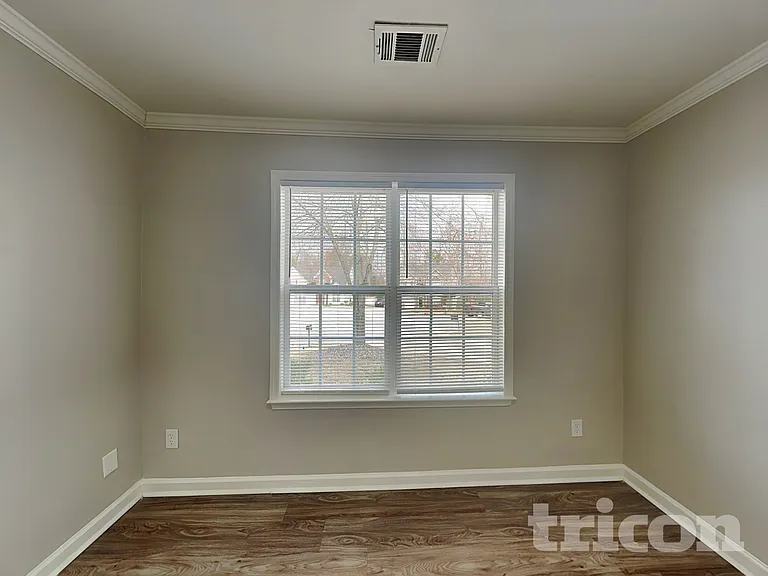 432 Rolling Stream Dr — Photo 15