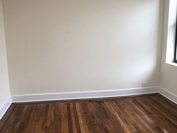 2nd image of 4165 75th St APT 9C