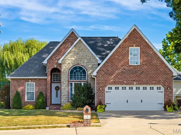 3 Branch Ct, Trenton, IL 62293