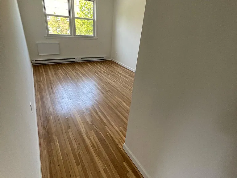 30 Archer Ave #3A — Photo 5
