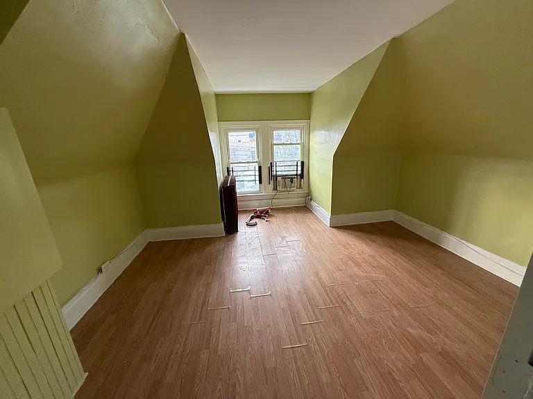 102 15th St #2 — Photo 11