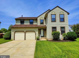 5 Tenby Ln, Marlton, NJ 08053