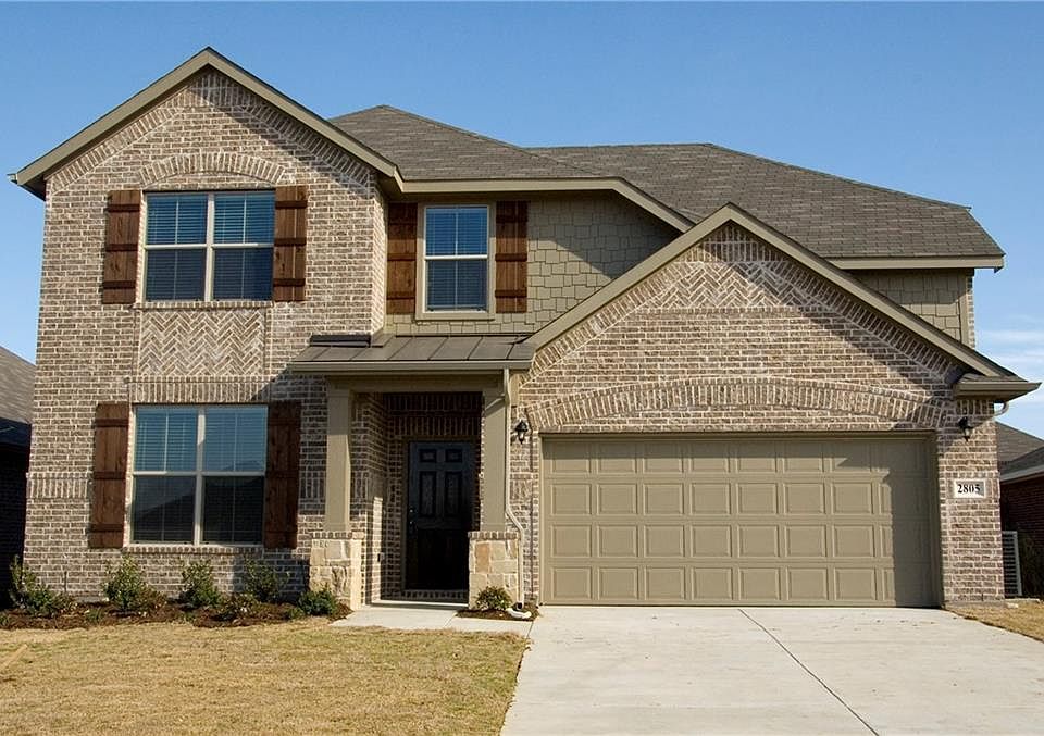 1st image of 2805 Crescent Lake Dr