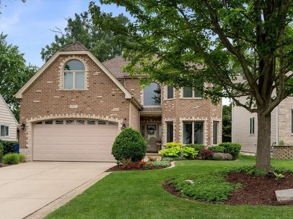 601 W Crockett Ave, Elmhurst, IL 60126