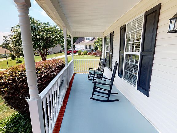 2nd image of 113 Woods Trl NE #134