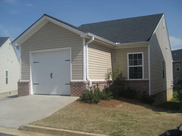 14 Middleton Ct, Cartersville, GA 30120