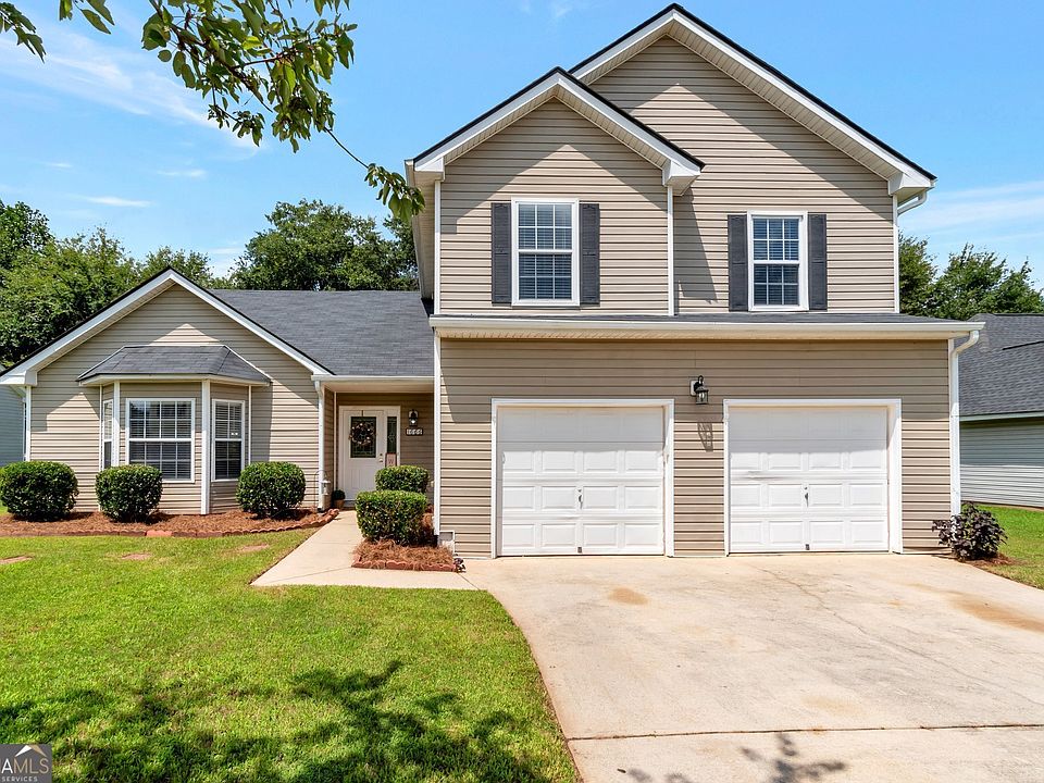 1st image of 1666 Village Place Cir NE
