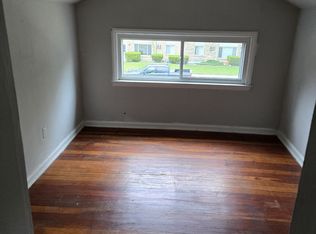 558 E Lewiston Ave #2, Ferndale, MI 48220