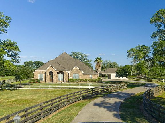 2nd image of 1588 County Road 239