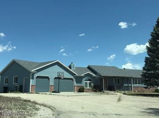 1119 E 9th St, Gillette, WY 82716