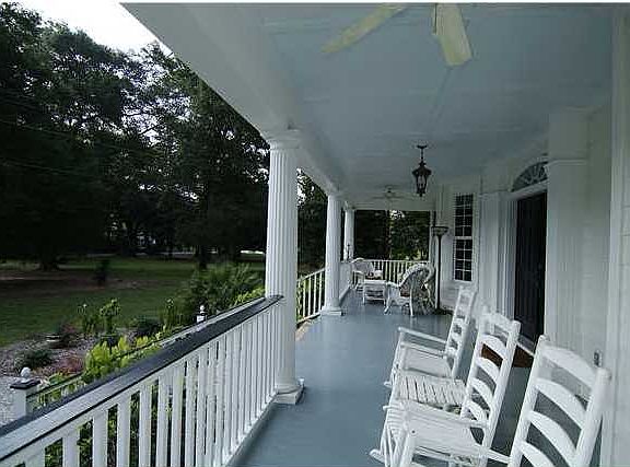 Upper front porch