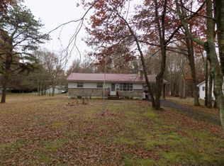 136 N Shore Dr, Albrightsville, PA 18210