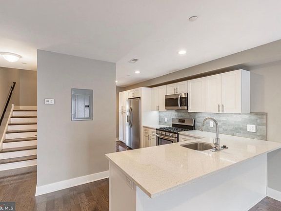 4th image of 1248 N 25th St #C