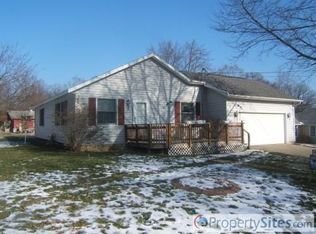 426 W Plainwell St, Plainwell, MI 49080