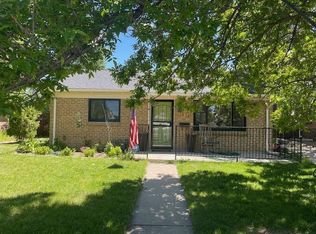 2832 N Pontiac St, Denver, CO 80207