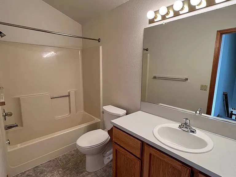 16040 NW Edward Ct — Photo 16