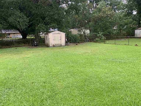 4th image of 4570 Gibbens Payne Ave