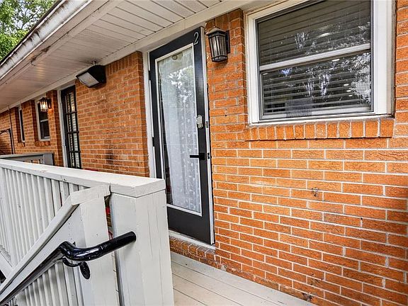 3rd image of 3510 Roswell Rd NW #2