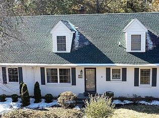 39 Hillcrest Dr, Paris, TN 38242